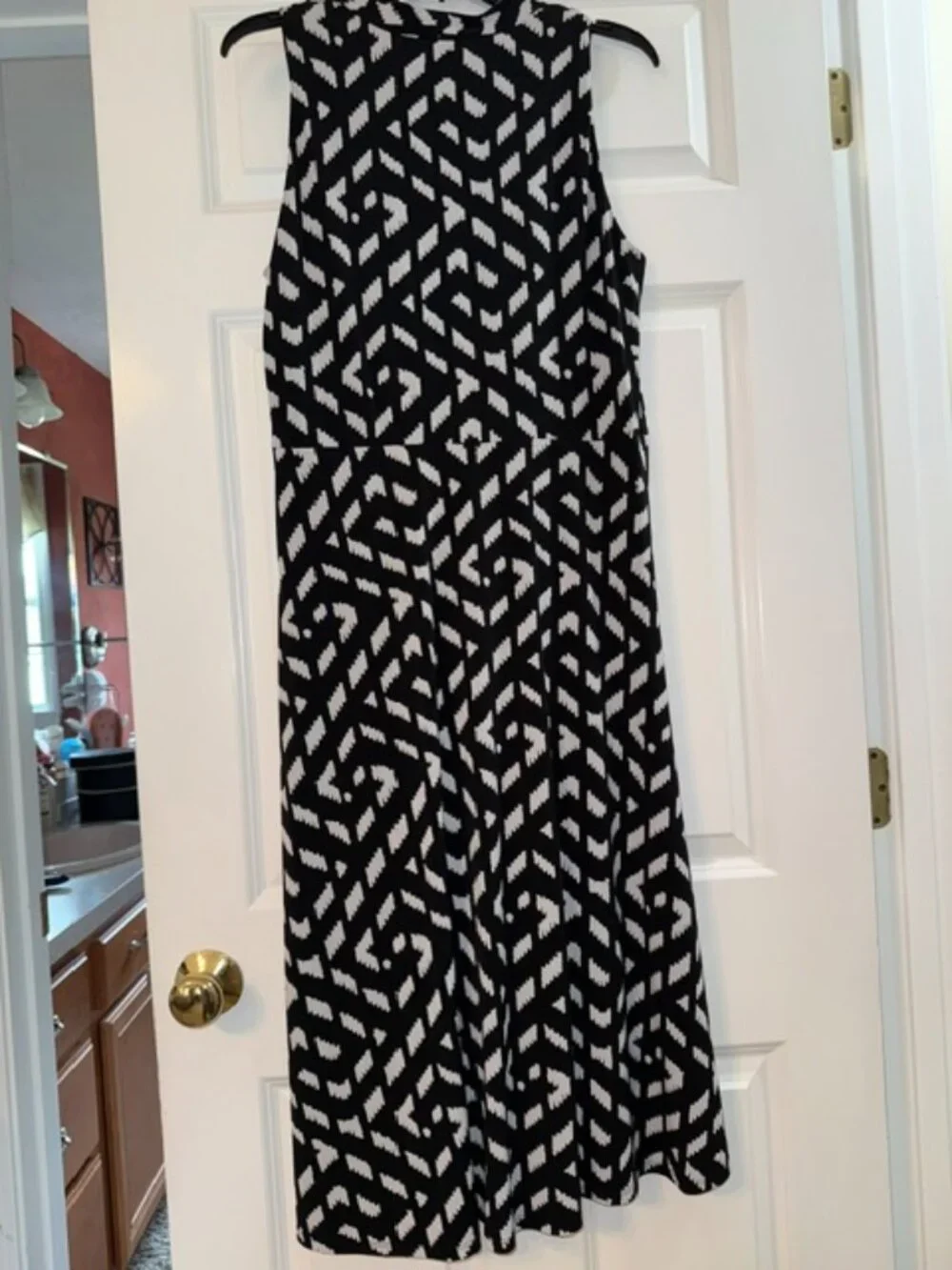 White House-Black Market, like new, dress w/ twist front, size 12
